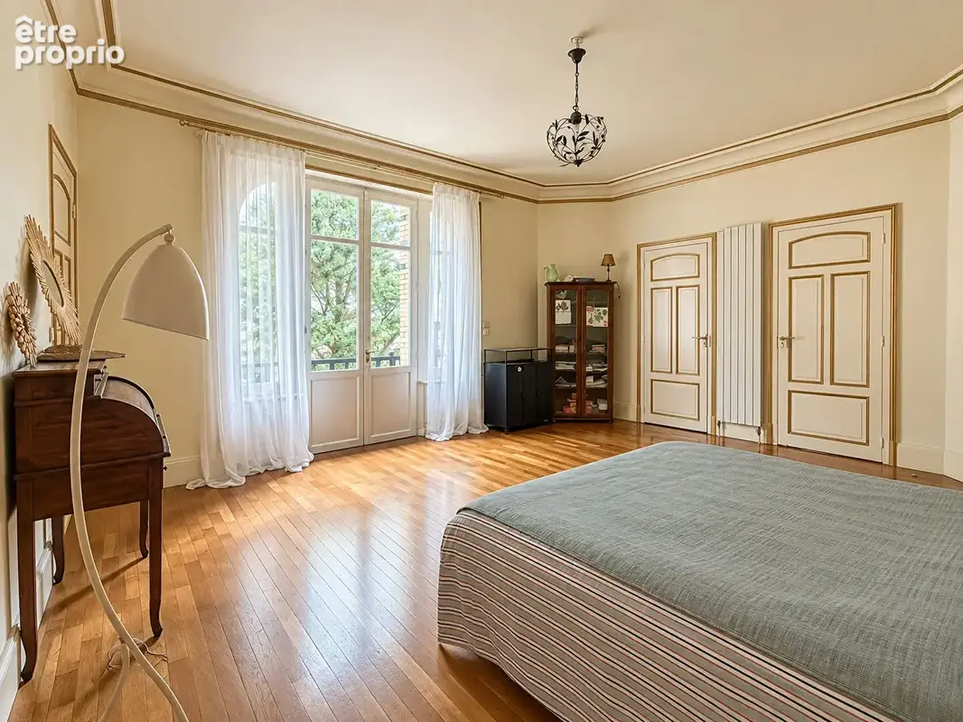 Nancy / exceptionnelle villa art nouveau / 515 m² / 13 chambres / terrain de 1 070 m² - photo 5