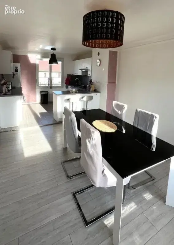 ARINTHOD - Maison individuelle avec terrain, garage et  3 chambres - photo 2