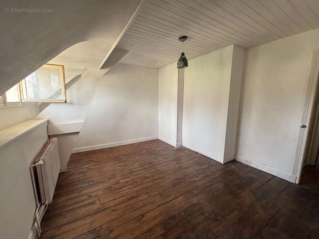 Maison 175 m² - 7 pièces avec dépendances - photo 15