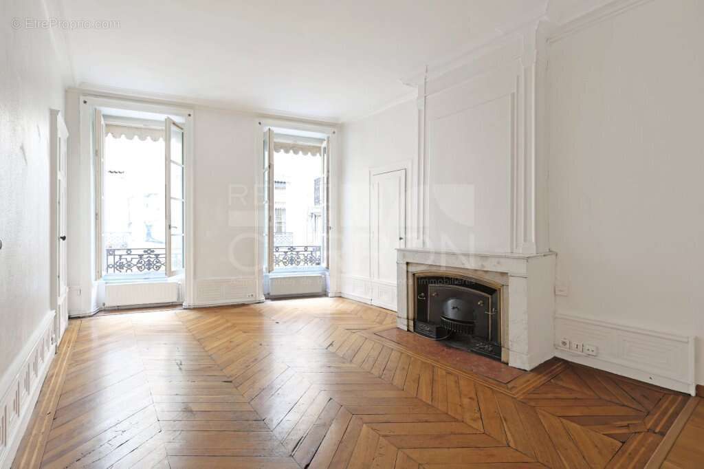 Appartement à LYON-1E