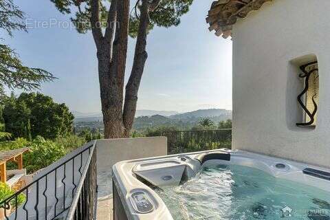 Maison 248 m² à Mougins  - photo 3
