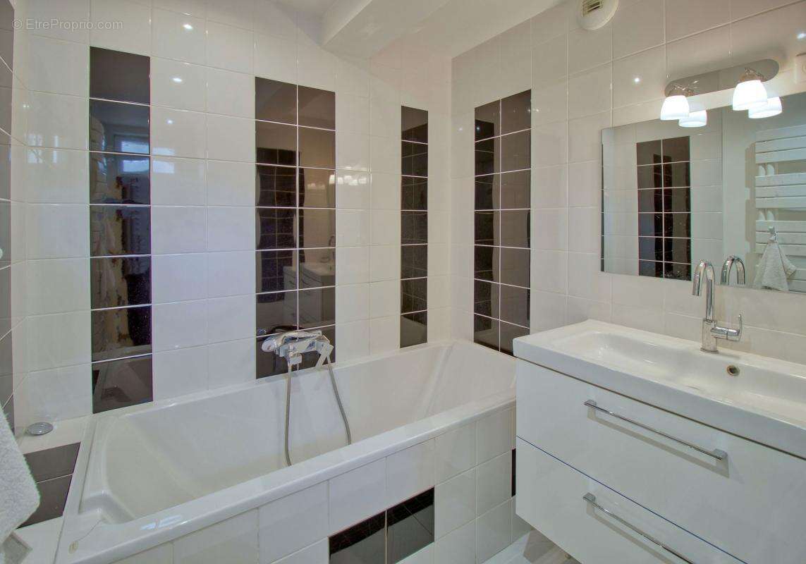 Maison à SAINT-DENIS