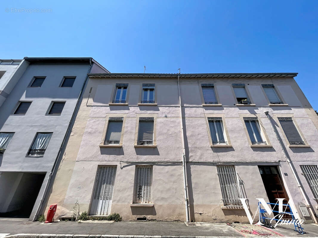 Appartement à LYON-8E
