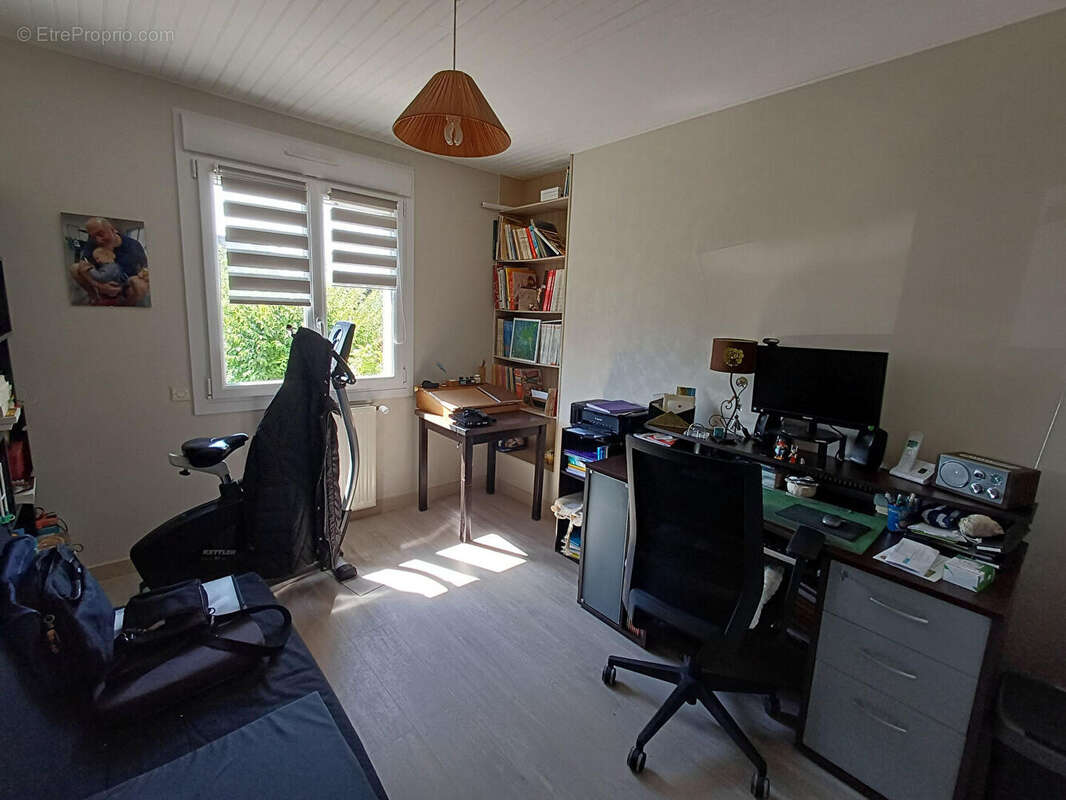 Maison Saint Berthevin 5 pièce(s) 90 m2 - photo 6
