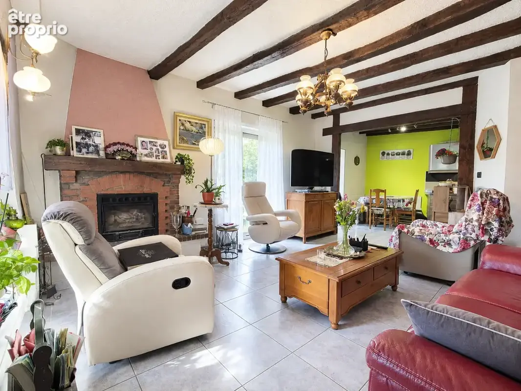 Montmélian - Maison de caractère au cœur du centre historique - photo 1
