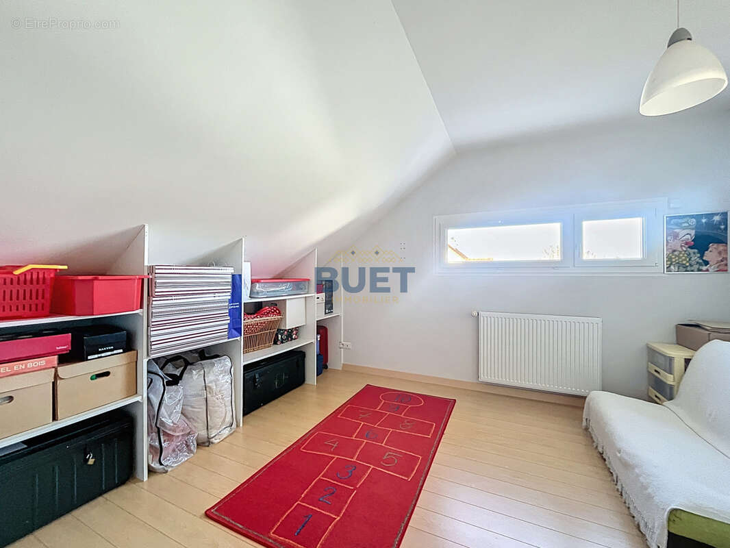 Maison à VELARS-SUR-OUCHE