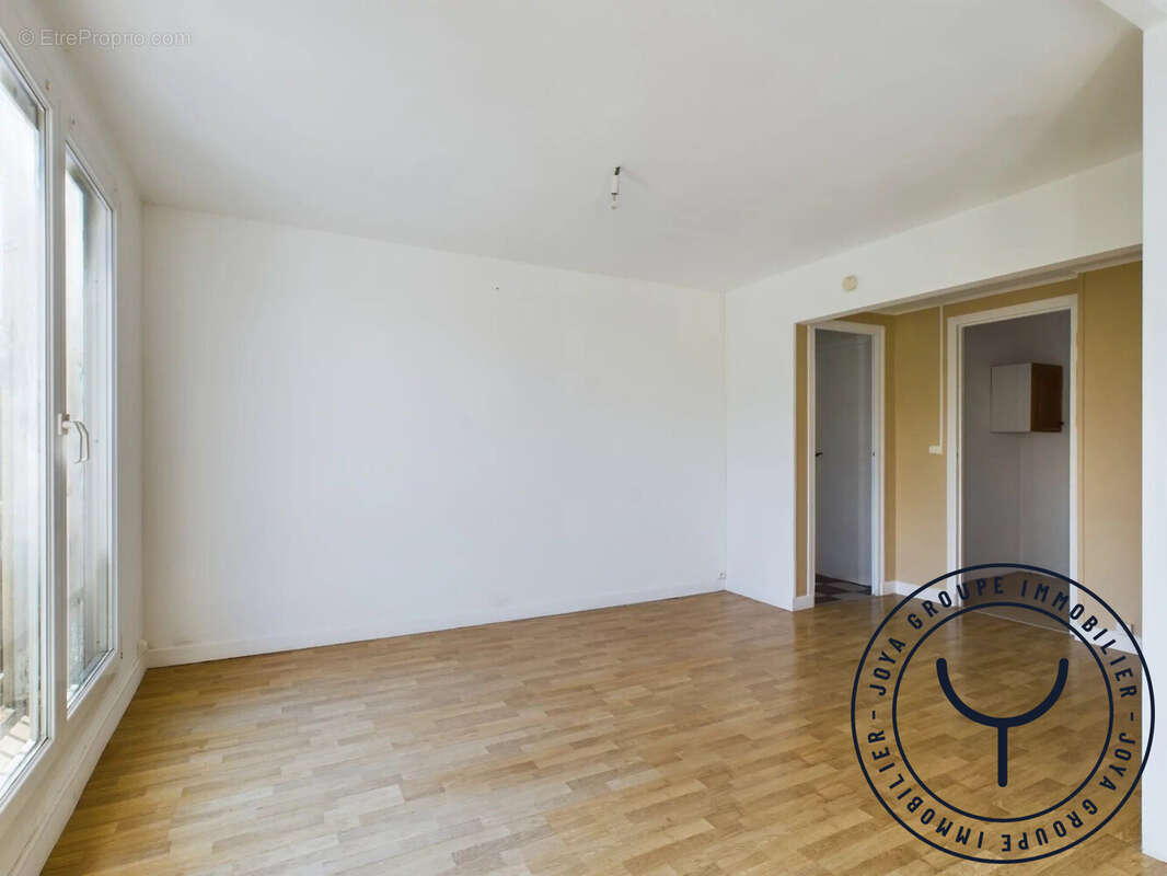 Appartement à ROMILLY-SUR-SEINE