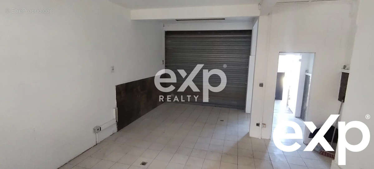 Commerce à SAINT-PIERRE