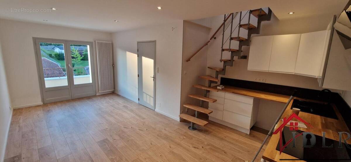 2 logements / 121m2 : Duplex T4 + RDC aménagé en appartement - photo 5