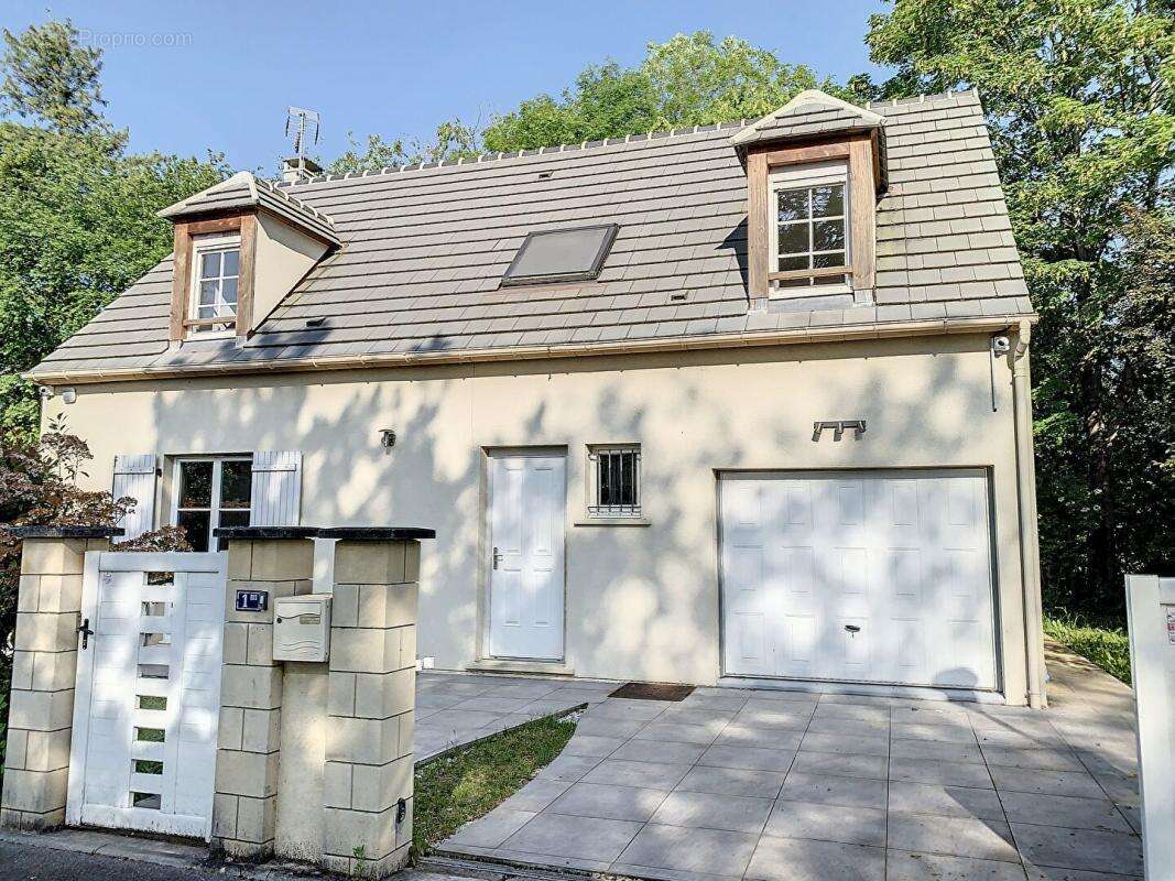 Maison à COMPIEGNE