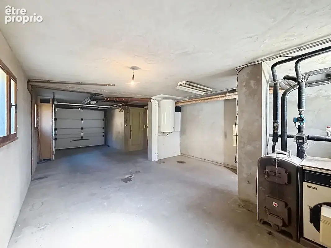 GENAS centre Maison 7P de 138m² Terrain 770m² - photo 15