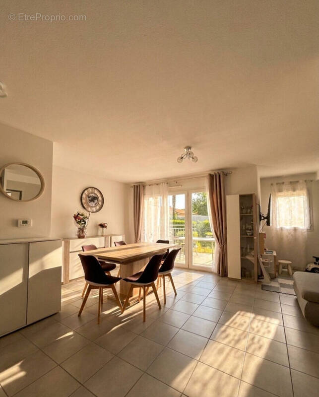 Appartement à VILLENAVE-D'ORNON