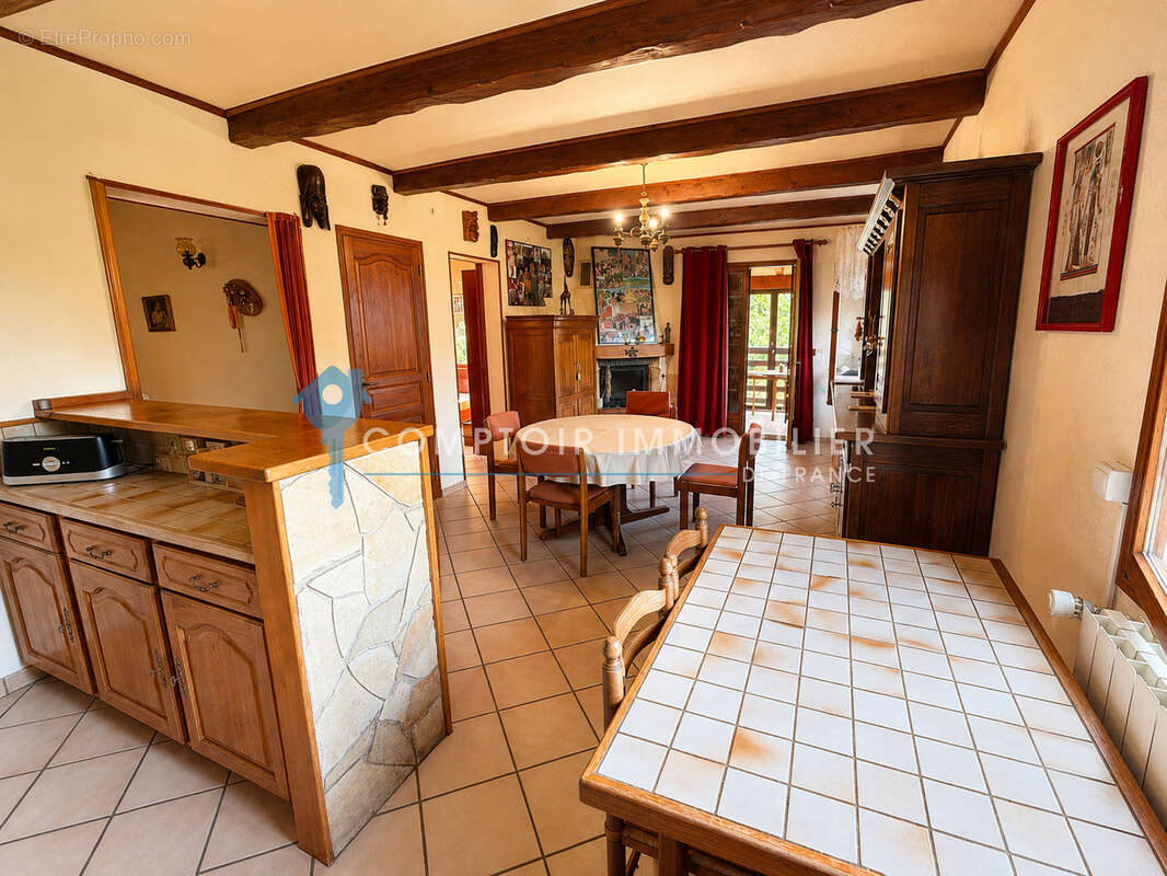 Saint-Privat   Maison individuelle de 95m2 sur terrain attenant de 1200m2, terrasse et garage - photo 6
