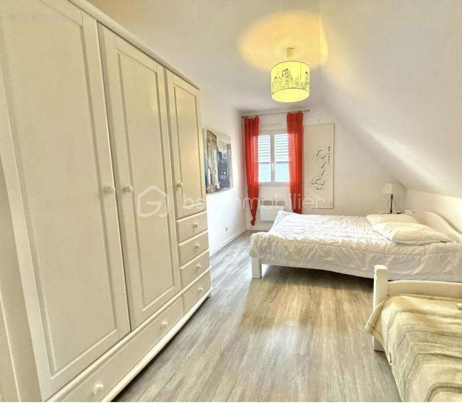 Maison à MONTIVILLIERS