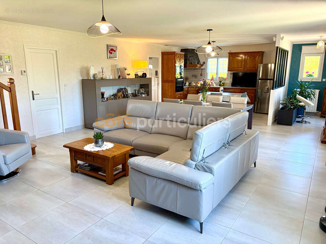 Maison à BRICQUEVILLE-LA-BLOUETTE