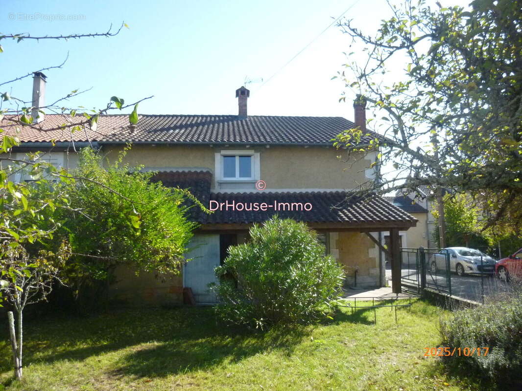 Maison à RAZAC-SUR-L&#039;ISLE