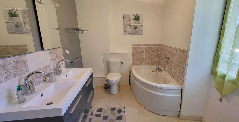 Maison à MONTFAUCON