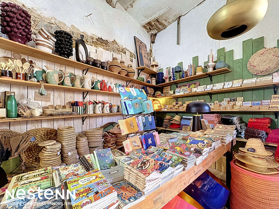 Commerce à GRUISSAN