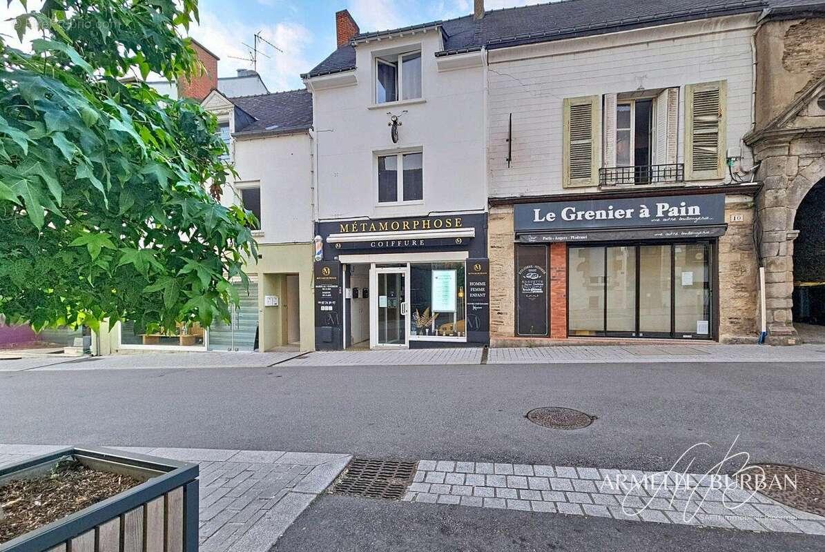 Appartement 247 m² à Ploermel  - photo 3
