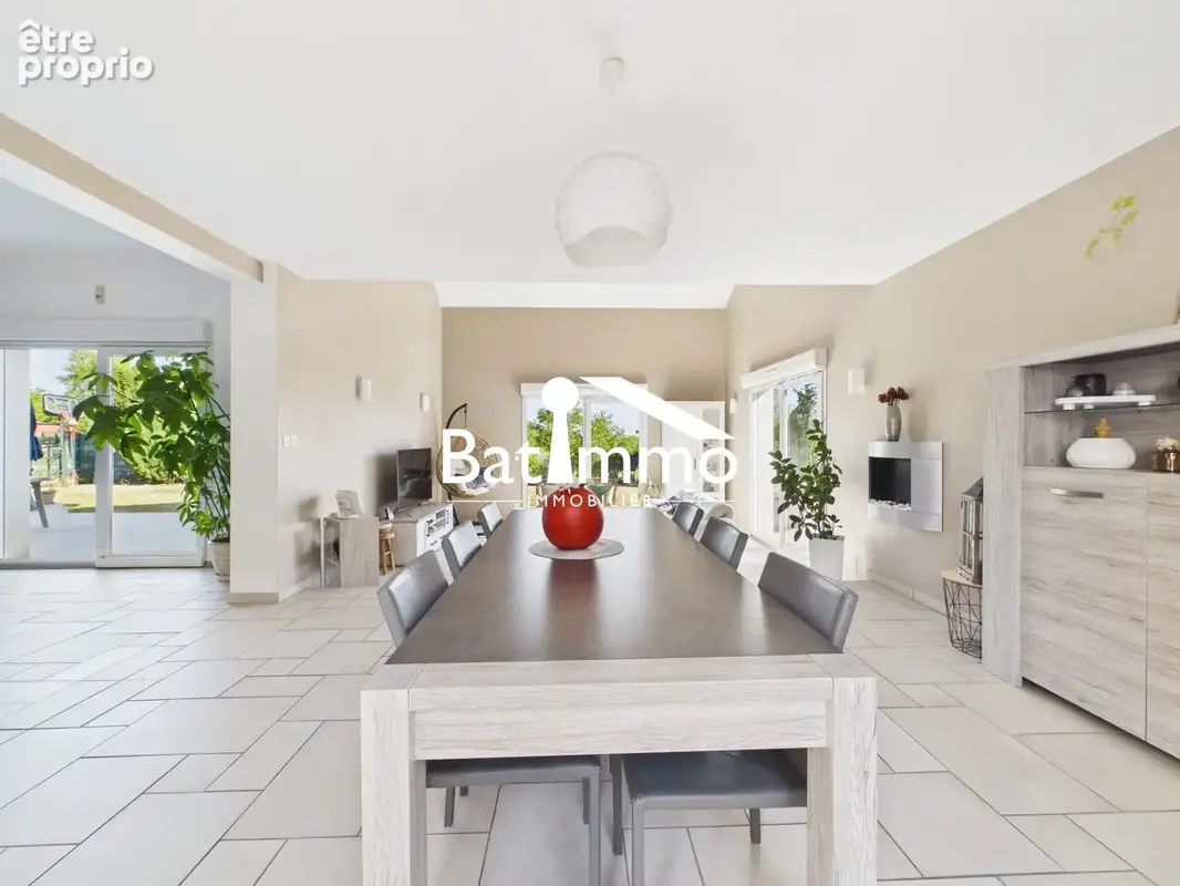 Maison 214 m² à Pournoy-La-Grasse  - photo 9