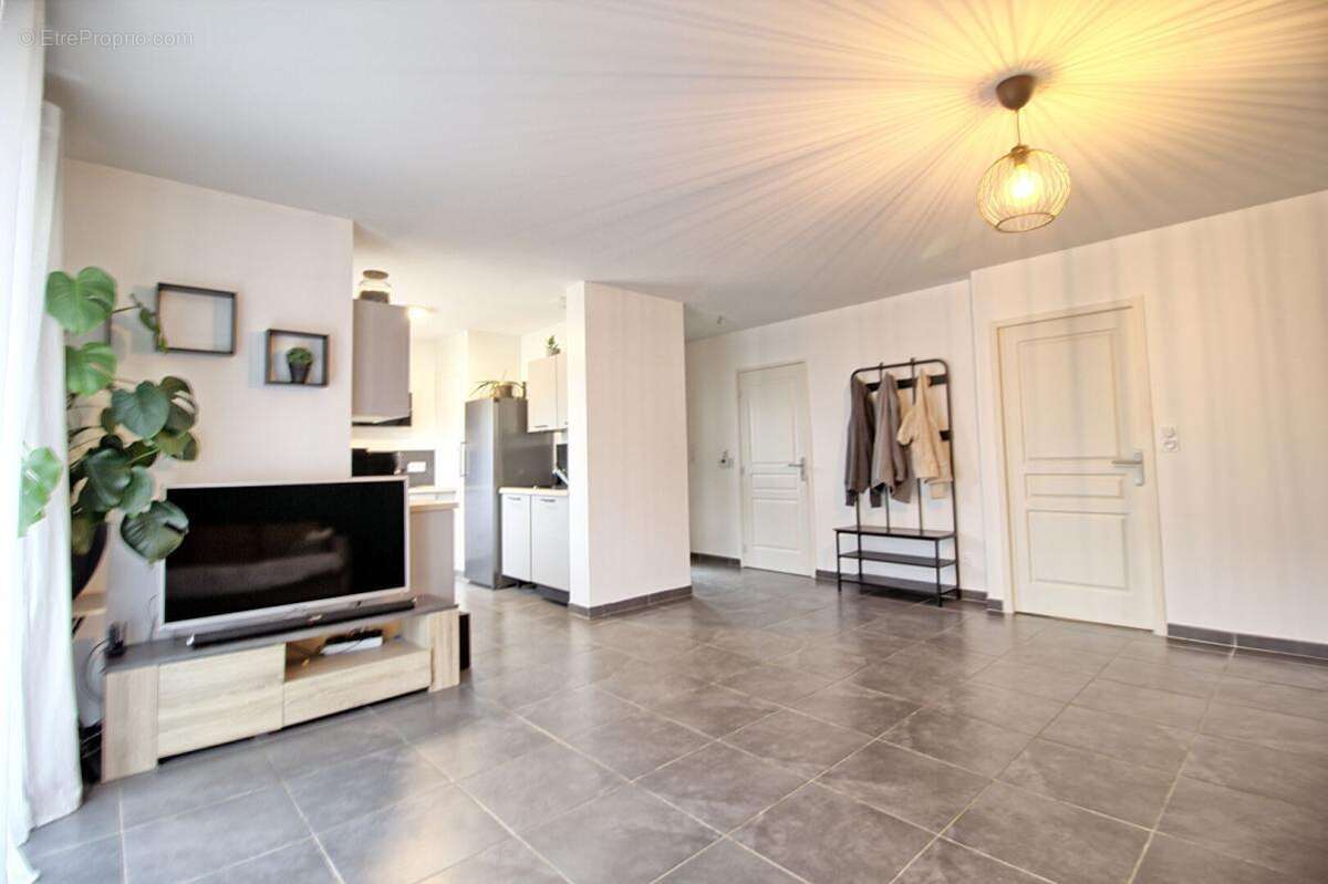 Maison Verrieres En Anjou 6 pièce(s) 85 m2 - photo 9