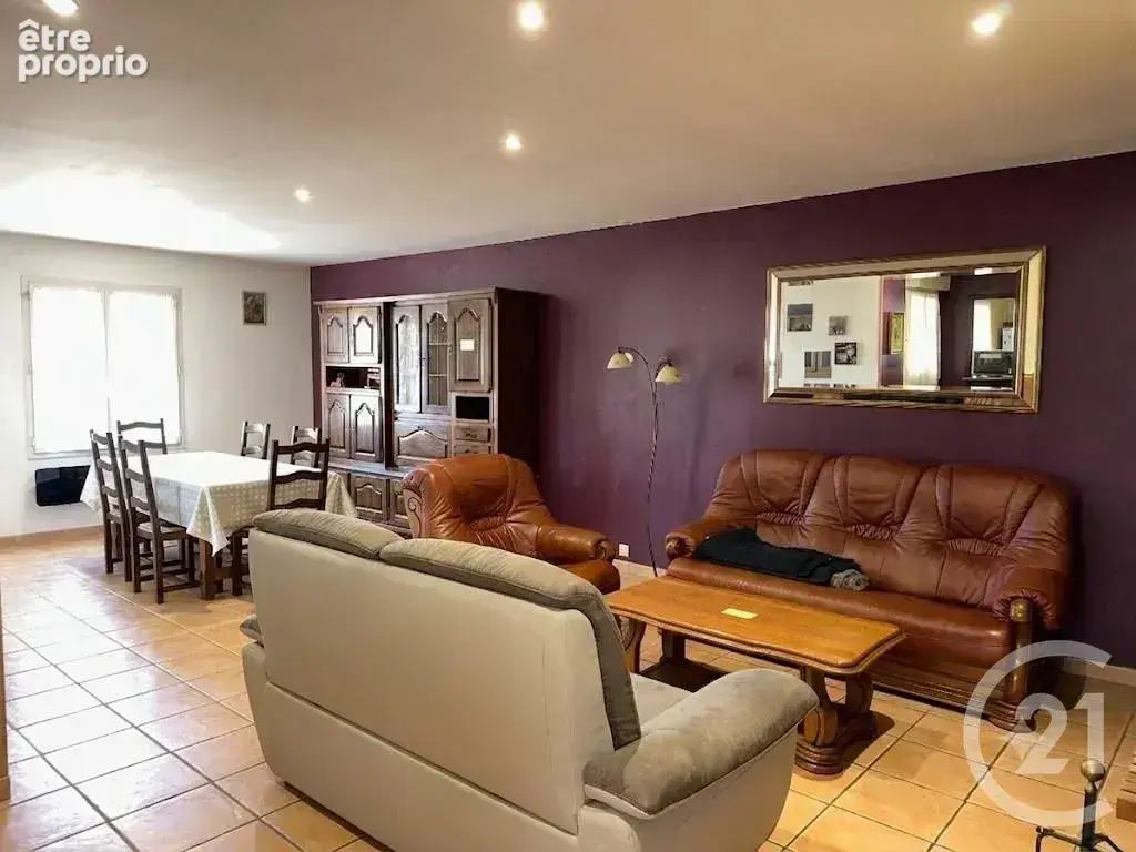 Maison 6 pièces 227 m² à vendre à Cosne-Cours-Sur-Loire (58200) - photo 4