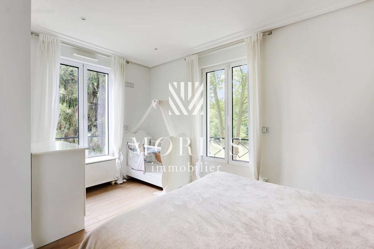 Maison à LE PERREUX-SUR-MARNE