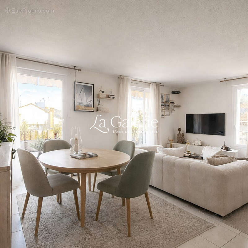 Appartement à HYERES