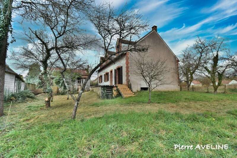Maison à LA BAZOCHE-GOUET