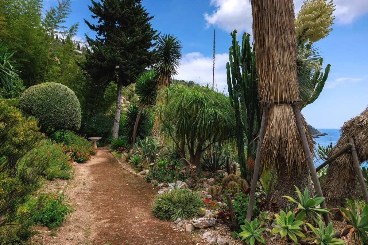Maison à ROQUEBRUNE-CAP-MARTIN