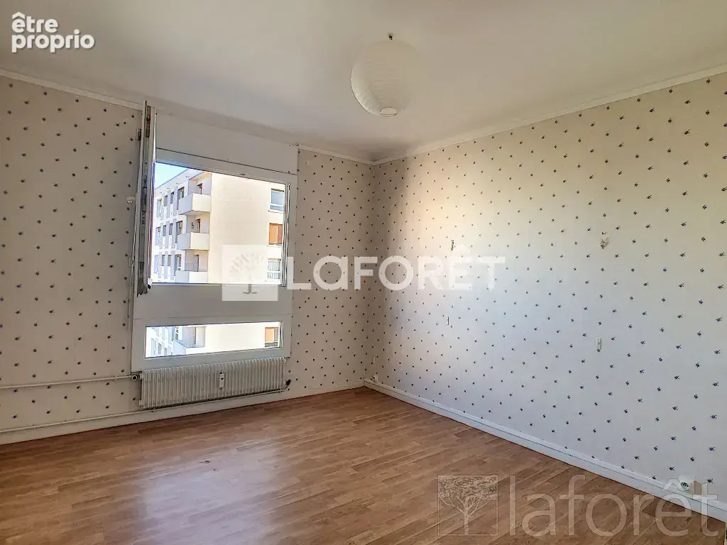 Appartement chalons en champagne - 4 pièces - 78.44 m2 - photo 7