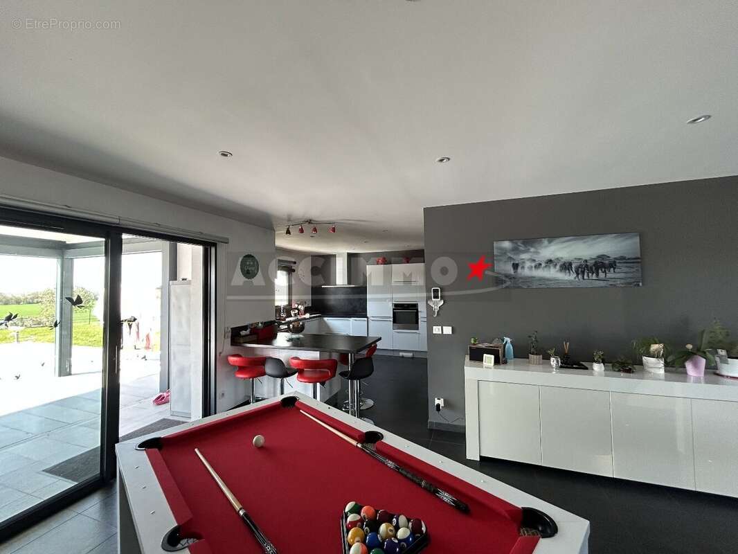 Maison à DREMIL-LAFAGE