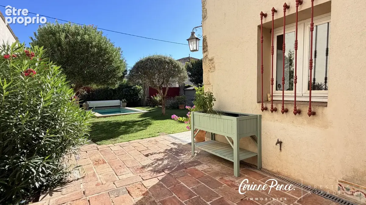 Maison vigneronne du XIXᵉ siècle de 283m2 avec piscine à Générac C.PONCE IMMOBILIER - photo 9