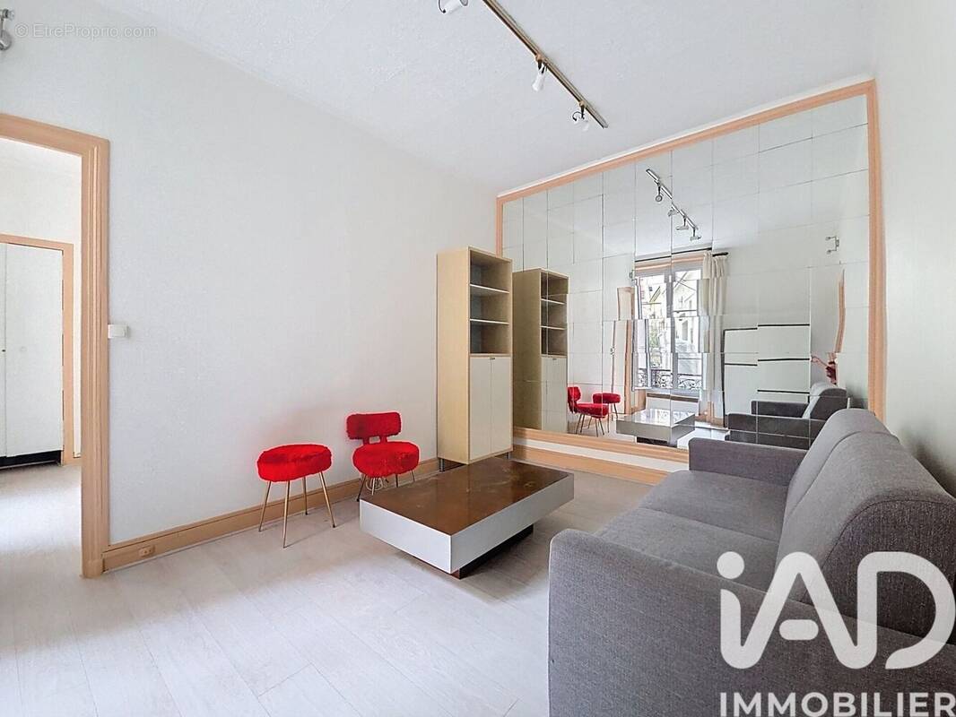 Photo 1 - Appartement à PARIS-18E