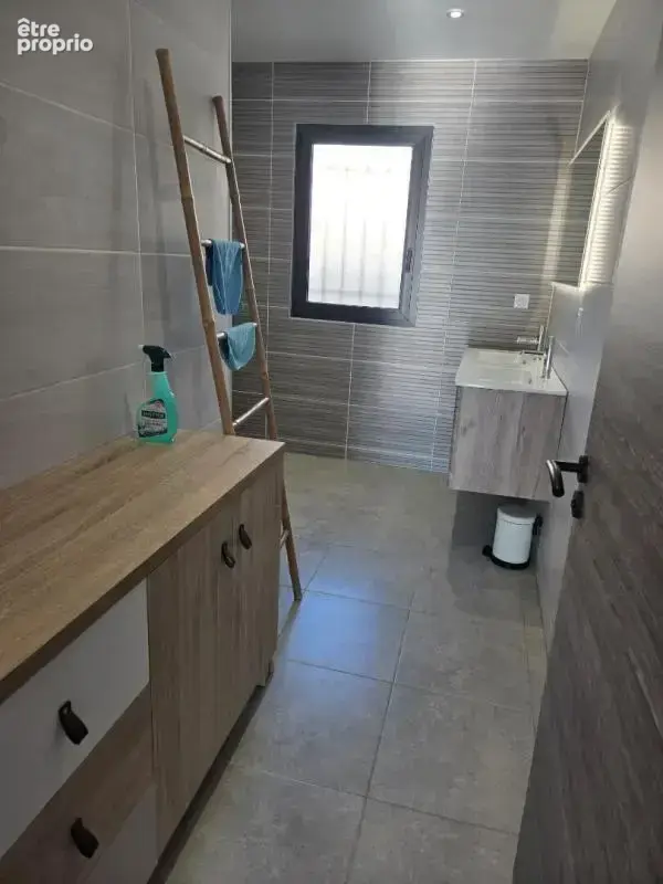 BOISSET et GAUJAC Confortable Villa de 101 M2, 3 Chambres tout confort avec piscine sur 620 M2 de terrain - photo 13
