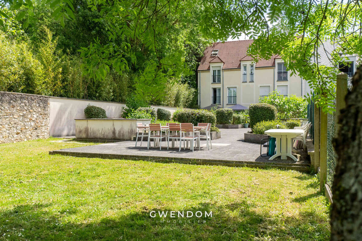 Appartement à TORCY