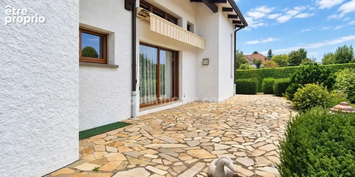 90150 denney – maison 259 m² – 9 pieces – 4 chambres – vie de plain-pied – terrain 17 ares - photo 1