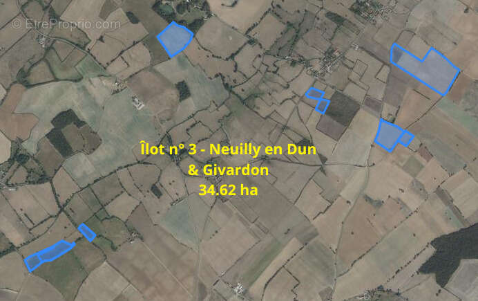 Terrain à NEUILLY-EN-DUN