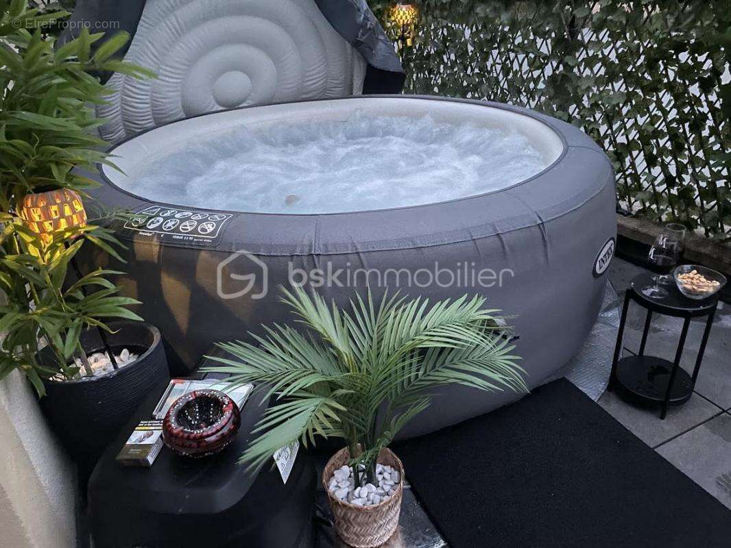 Appartement à COURCELLES-CHAUSSY