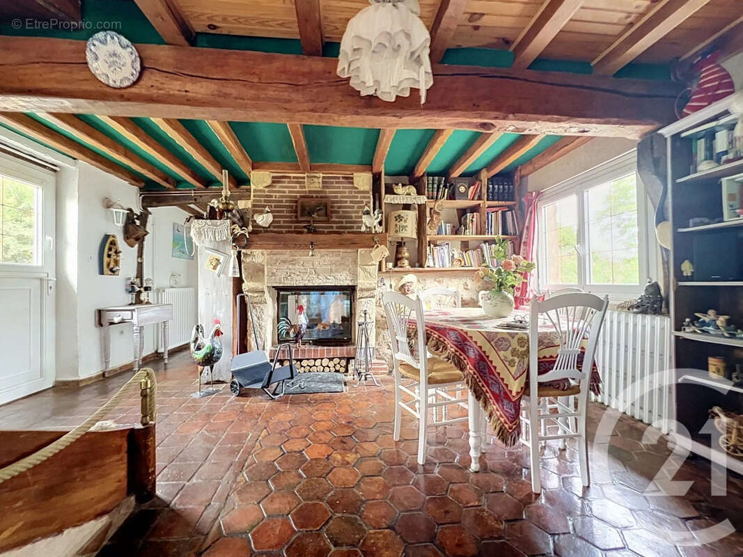 Maison 207 m² à Pont-Audemer  - photo 6