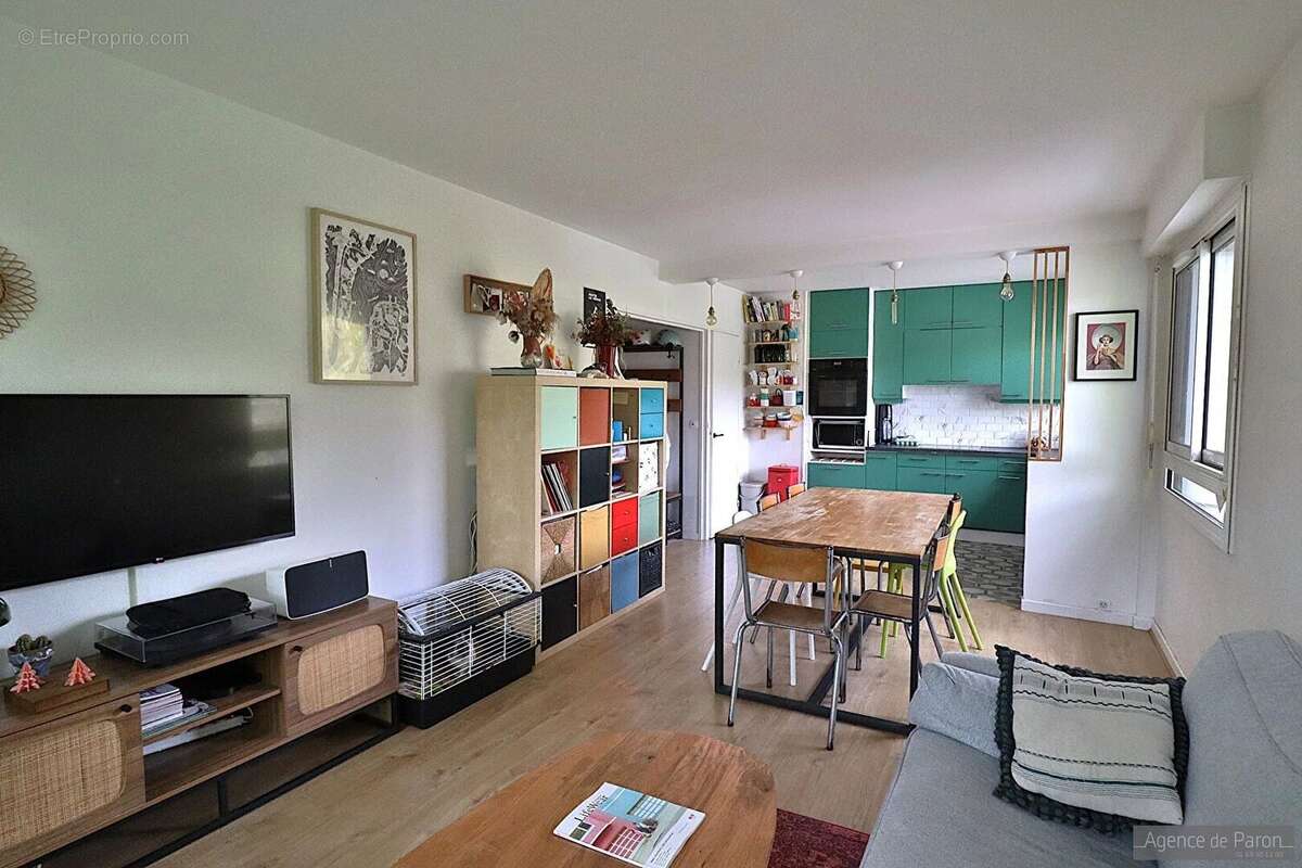 Appartement à VERRIERES-LE-BUISSON