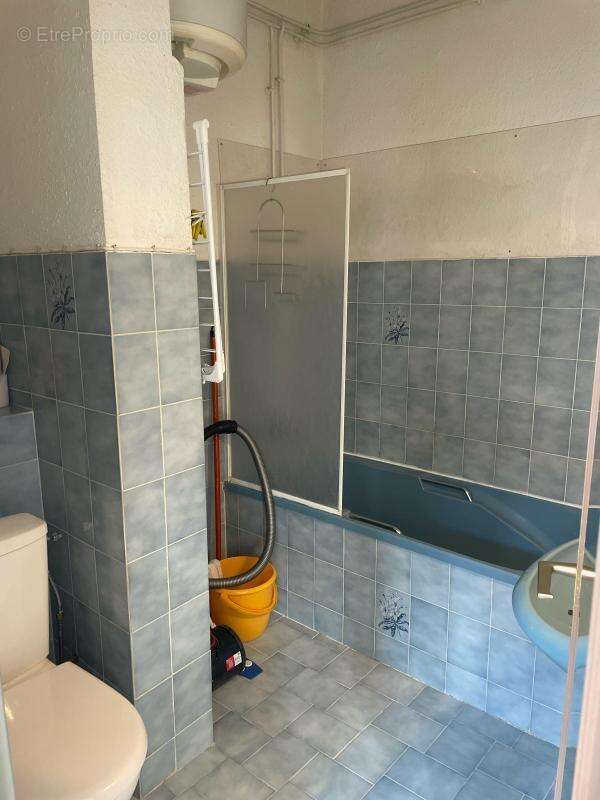 Appartement à GREOUX-LES-BAINS
