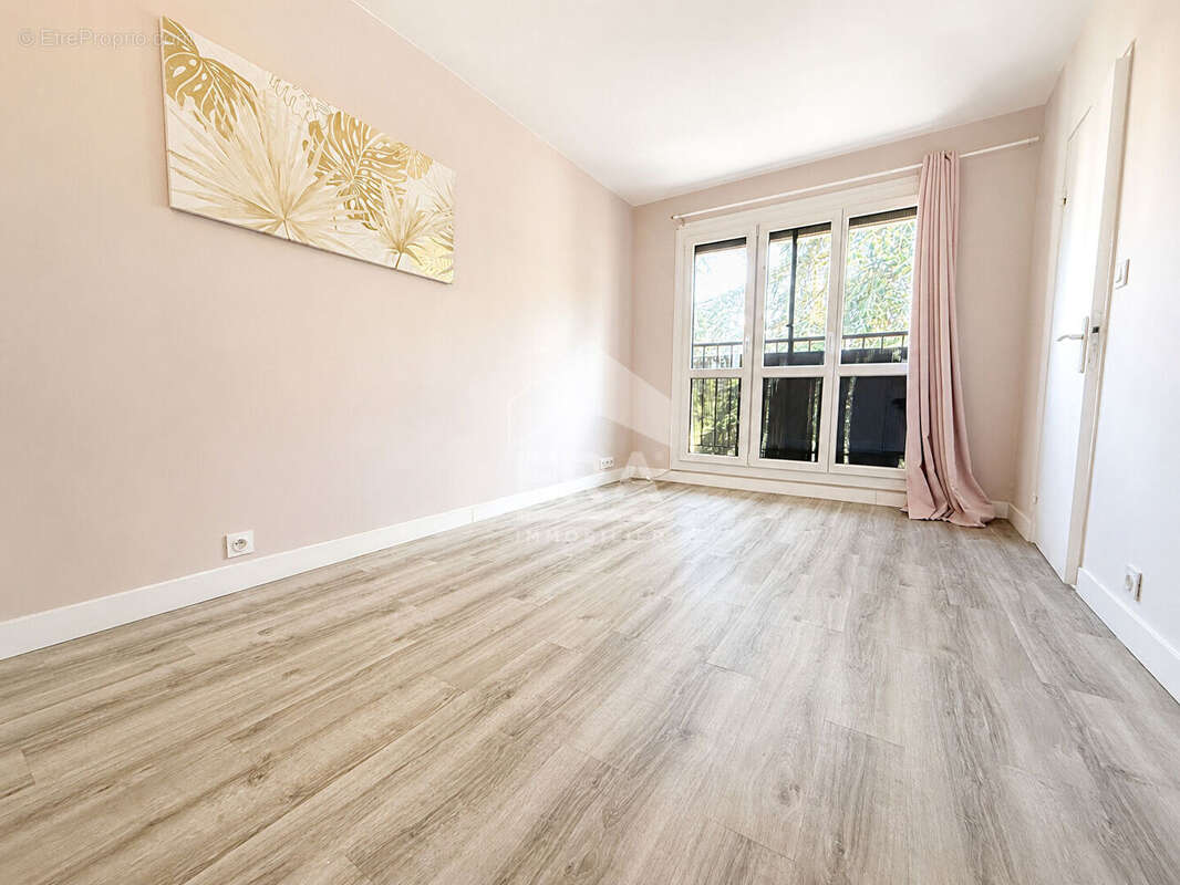 Appartement 52m² à villecresnes - photo 6