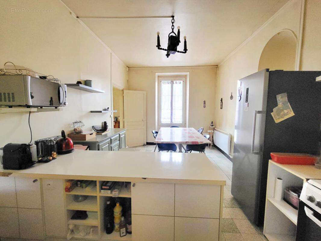 Grande maison à Guillerval avec dependances - photo 4