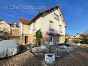 Maison à HARDRICOURT