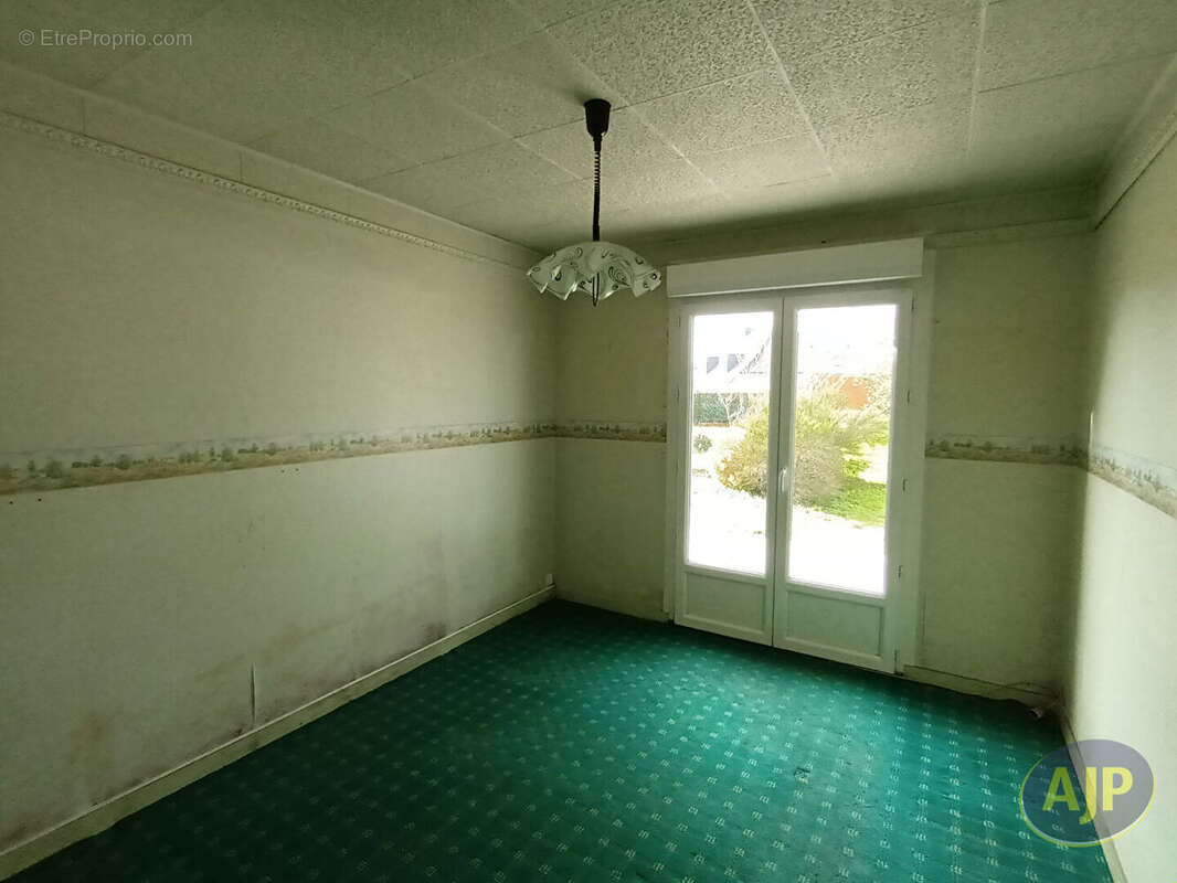 Maison à QUESTEMBERT