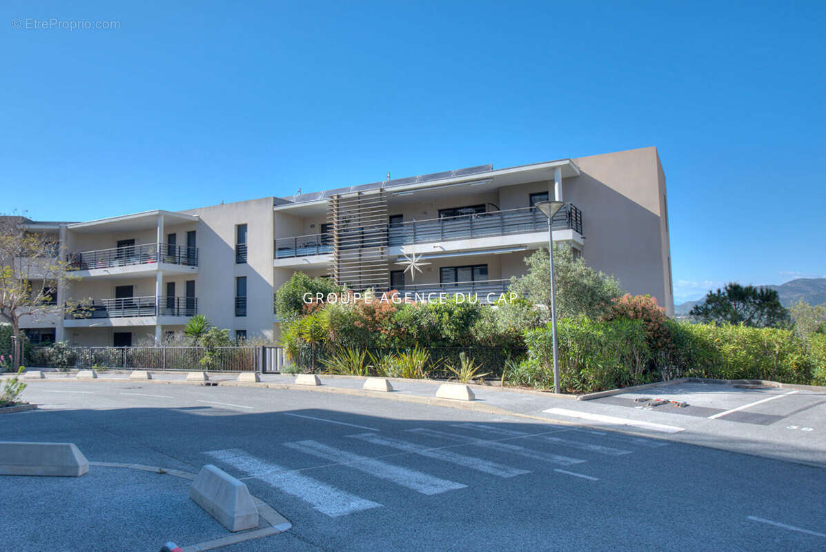 Proche centre ville appartement 3 pieces 2 terrasses - photo 12