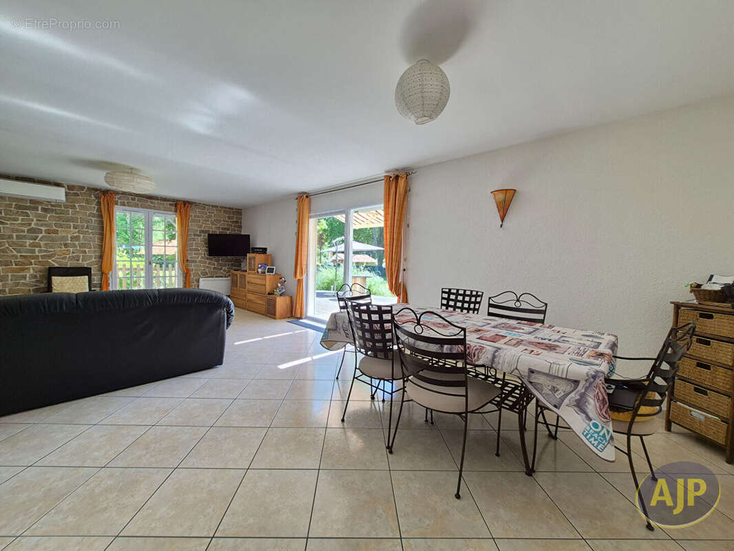 Maison à LA CHEVROLIERE