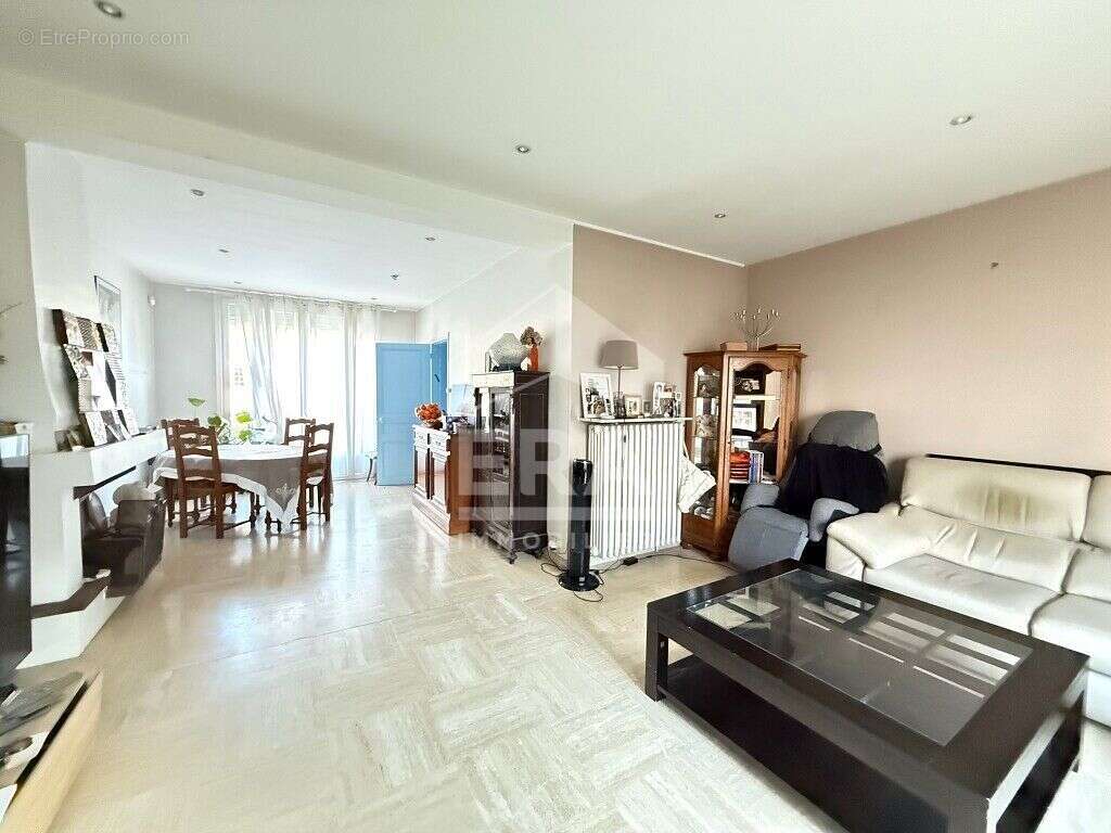 Maison 128m² à maisons-alfort - photo 2