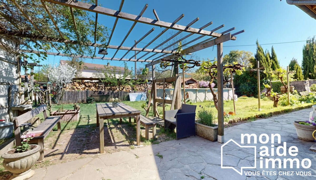 Pergolas - Maison à CENON